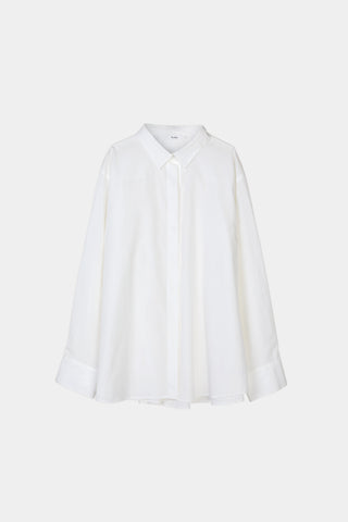 white oversized cotton shirt stylein janis packshot
