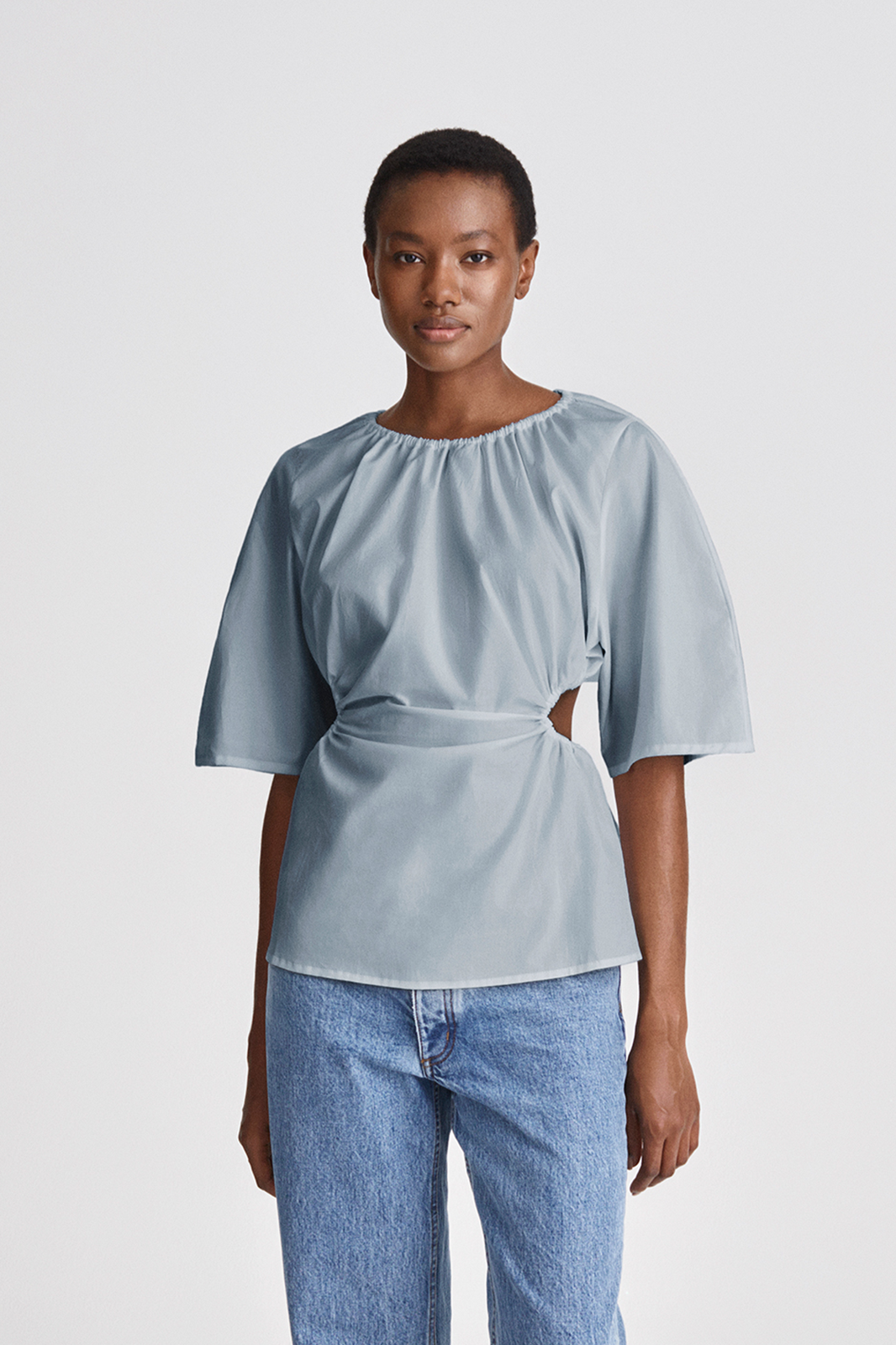 Jara top elbow long sleeves open back steel blue stylein front image